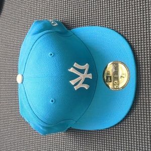 Yankee 59FIFTY - Size 7.5 (59.6cm) - baby blue with stickers